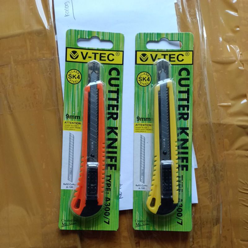 

CUTTER KNIFE 9MM V-TEC A-300 (KECIL)