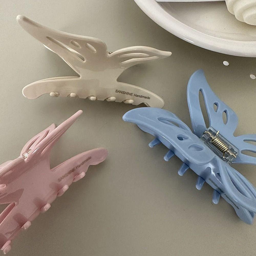 Needway   Butterfly Hair Claw Elegan Stylish Hiasan Kepala Jepit Rambut Hewan Perempuan Jepit Rambut Plastik Gaya Korea Besar Hairgrips