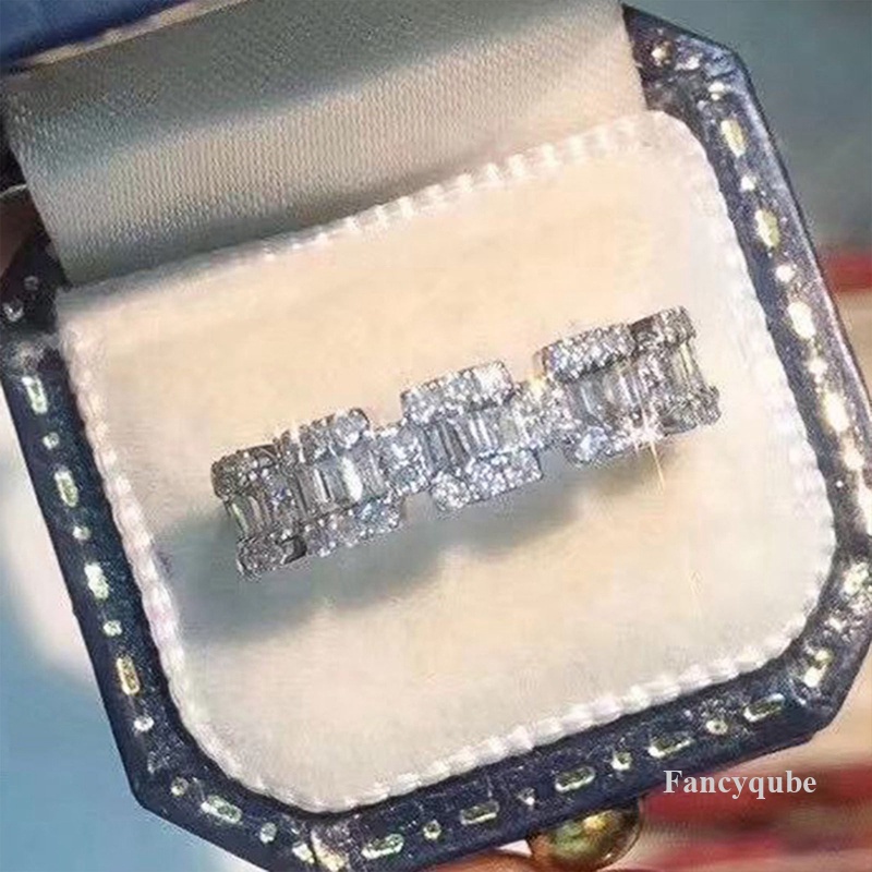 Cincin Lady Indah Dengan Zirkonia Kubik Berkilau Warna Perak Fashion Pernikahan Band Eternity Rings Perhiasan Trendi Baru