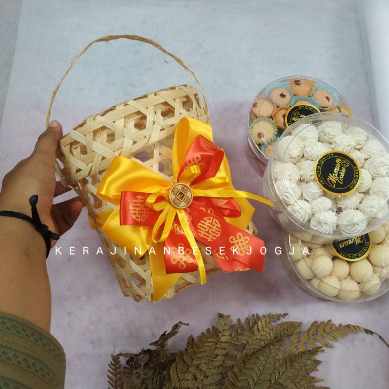 

(CNY 2023) TOPLES BAMBU KLONGSONG NASTAR IMLEK /bingkisan Imlek/parsel Imlek/hantaran Imlek/besek bambu/keranjang bambu