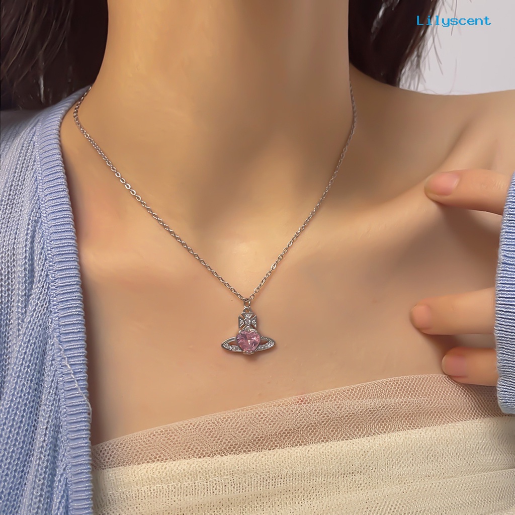 [LS]Ladies Kalung Hati Kristal Imitasi Mengkilap Geometris Berbentuk Kepribadian Electroplating Dress Up Indah Wanita Trendi Liontin Kalung Perhiasan Aksesori