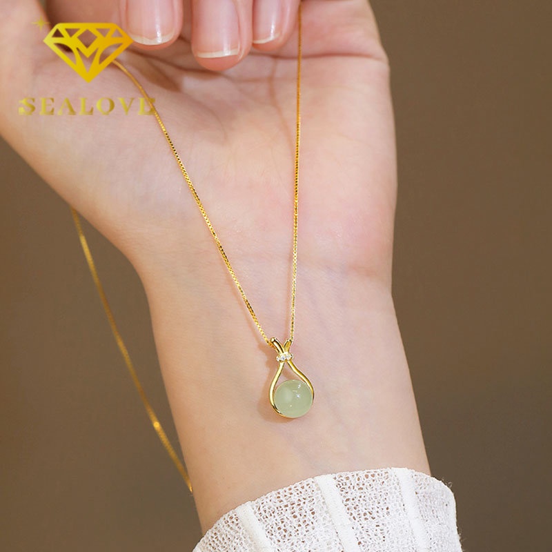 Kalung Titanium Wanita Giok Hetian Tas Keberuntungan Emas 18K Anti Karat Aesthetic Cantik Fashion Aksesoris Perhiasan