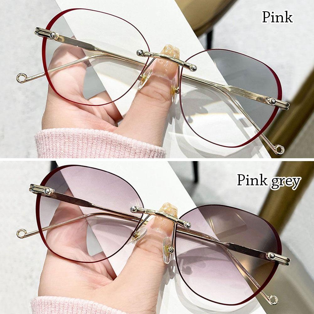 Lily Kacamata Baca Fashion Portable Pelindung Mata Vintage Ultra Ringan Frame