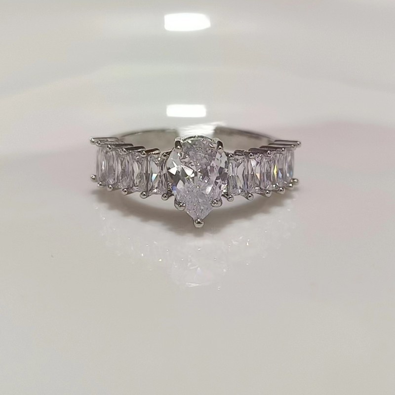 Cincin Zirkon Tetesan Air Mewah Ringan Perempuan Eropa Amerika High-End Super Berkedip Zirkon Terbuka Jari Telunjuk