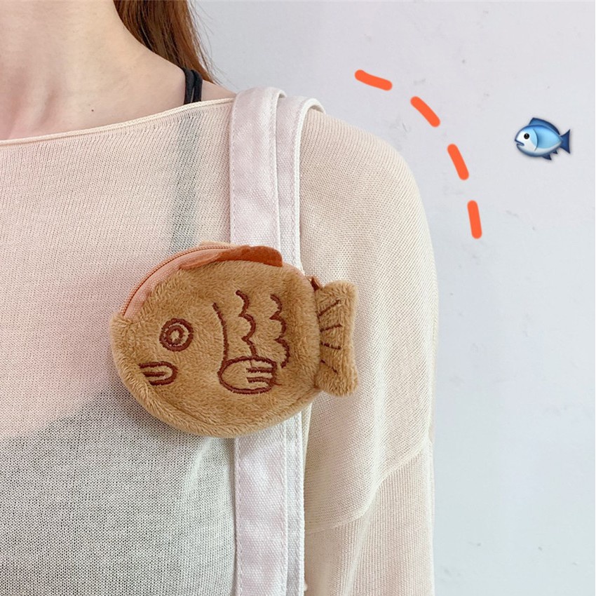 DOTA -  Dompet Koin Headset Taiyaki Kue Ikan Import Jepang Bulu Plush Purse