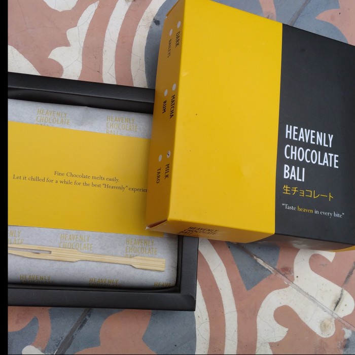 ✨Ready Stok✨ - Heavenly Chocolate Bali - Square/Persegi, Taro