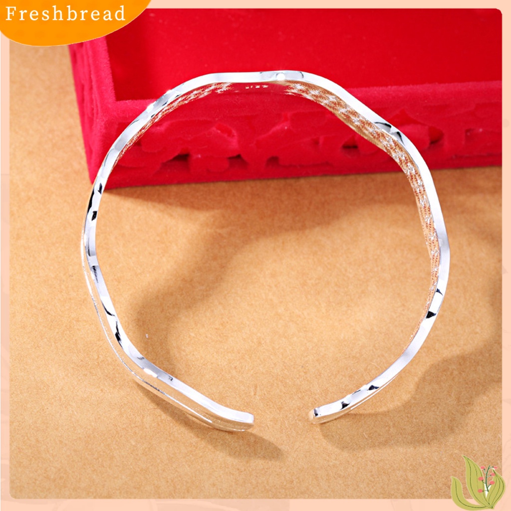 &lt; Freshbread &gt; Wanita Bangle Bukaan Buram Garis Ganda Hadiah Yang Dapat Disesuaikan Logam Bergelombang Wanita Manset Gelang Fashion Perhiasan