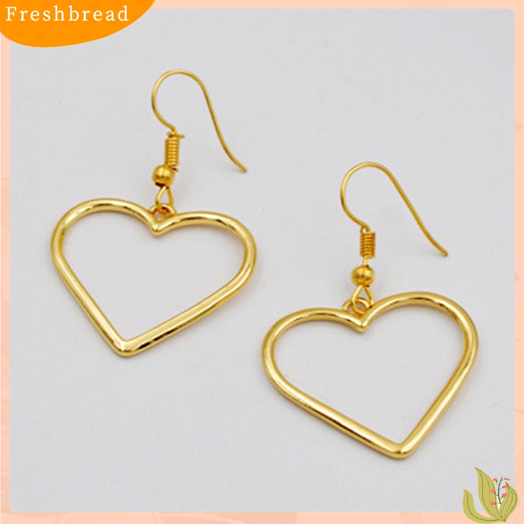 &lt; Freshbread &gt; 1pasang Fashion Wanita Berongga Cinta Berbentuk Hati Menjuntai Kait Anting Perhiasan Hadiah Untuk Pesta Pernikahan