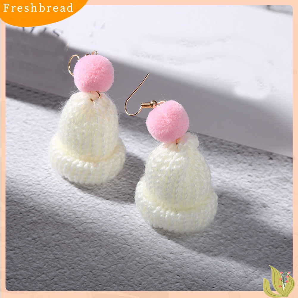 &lt; Freshbread &gt; Wanita Manis Pompom Topi Kupluk Menjuntai Klip Kait Anting Hadiah Perhiasan Natal