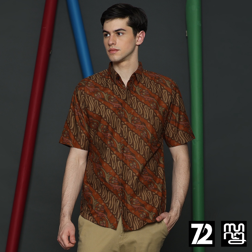 KEMEJA BATIK PRIA Lengan Pendek Motif Parang Warna Orange 723419 Cap 72 - Baju Kemeja Atasan Pakaian Setelan Batik Pria Cowok Laki Laki Remaja Keluarga Kantor Lengan Pendek Modern Slimfit Slim Fit Premium Kekinian