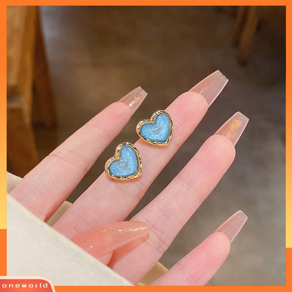 [EONE] 1pasang Ear Studs Elegan Dainty Temperamen Melamun Hadiah Mini Hypoallergenic Retro Cinta Hati Kristal Imitasi Wanita Anting Perhiasan Aksesoris