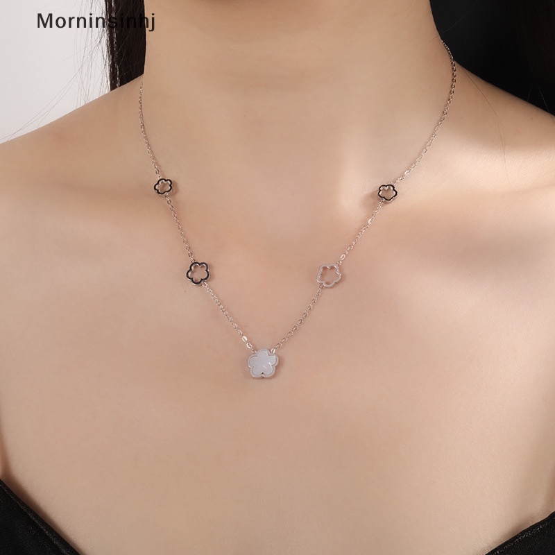 Mornin Kalung Bunga Shell Putih Baja Titanium Elegan Untuk Wanita Fashion Pesona Perhiasan Serbaguna High-End Rantai Tulang Selangka id