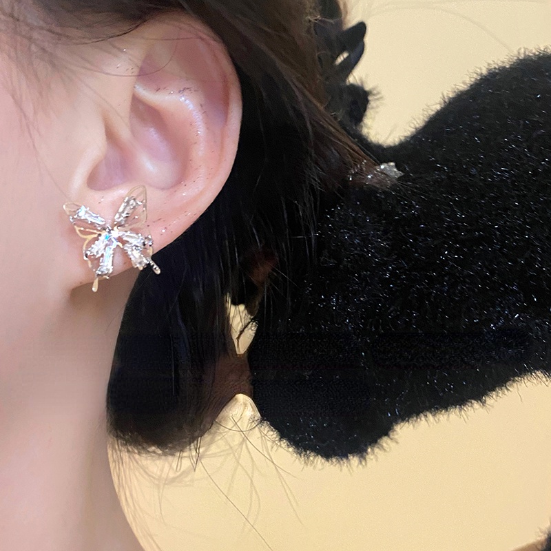 Anting Giwang Telinga Butterfly Zircon 3D Hollow-out Mewah Untuk Wanita Perempuan