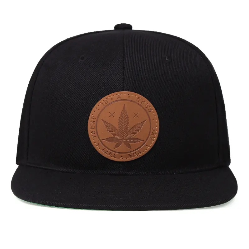 Kualitas Tinggi Daun Maple Label Kulit Fashion Topi Snapback vintage Hip Hop Hitam panel Topi Untuk Pria Wanita Olahraga Luar Ruangan Pelindung Matahari Topi adjustable