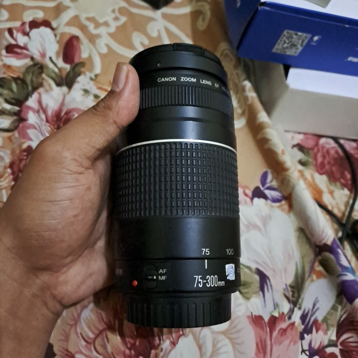 lensa tele canon 75 300mm