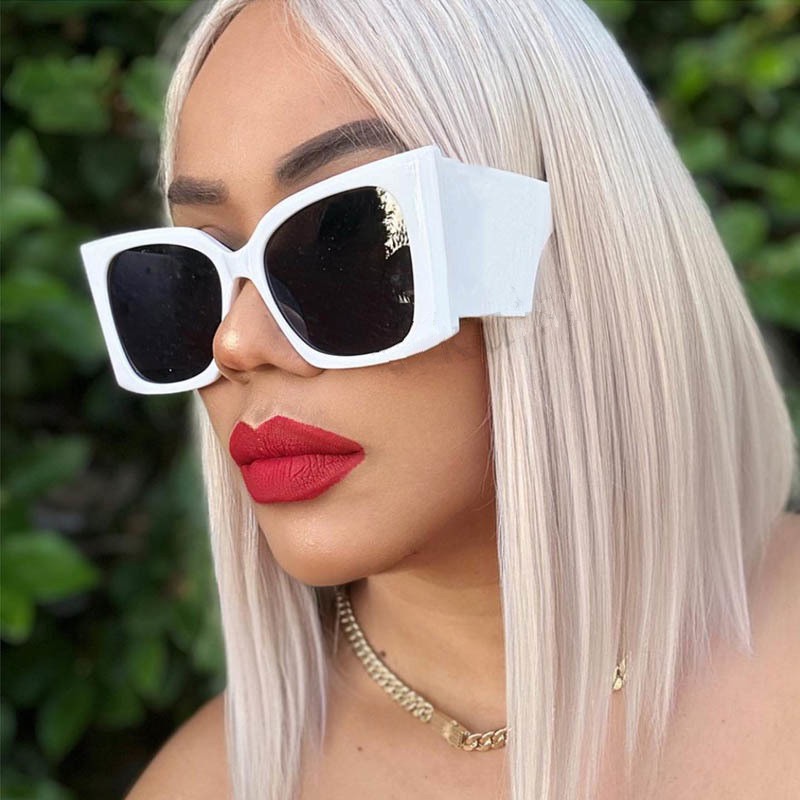 (YUZHU) Western Fashion Oversized Frame Sunglasses Untuk Wanita Cyberpunk Hip Hop Lebar Temple Sunglasses