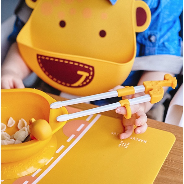 Marcus Learning Chopsticks - Giraffe Yel