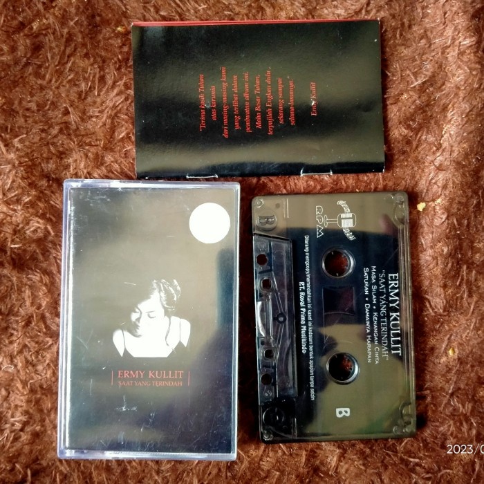 KASET PITA ERMY KULIT SAAT YANG TERINDAH