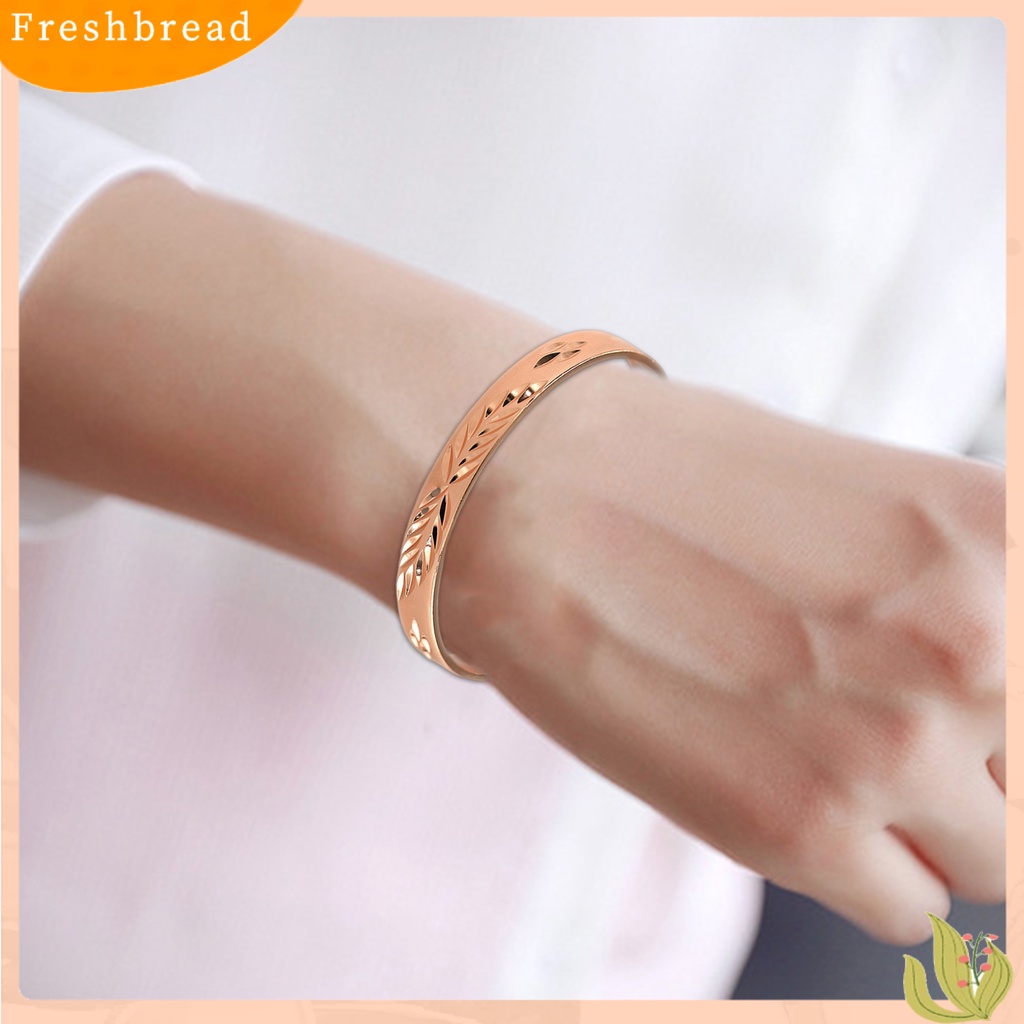 &lt; Freshbread &gt; Opening Bangle Adjustable Electroplating Lebar Elegan Dipoles Hadiah Rose Warna Emas Pria Wanita Motif Daun Cuff Gelang Untuk Harian