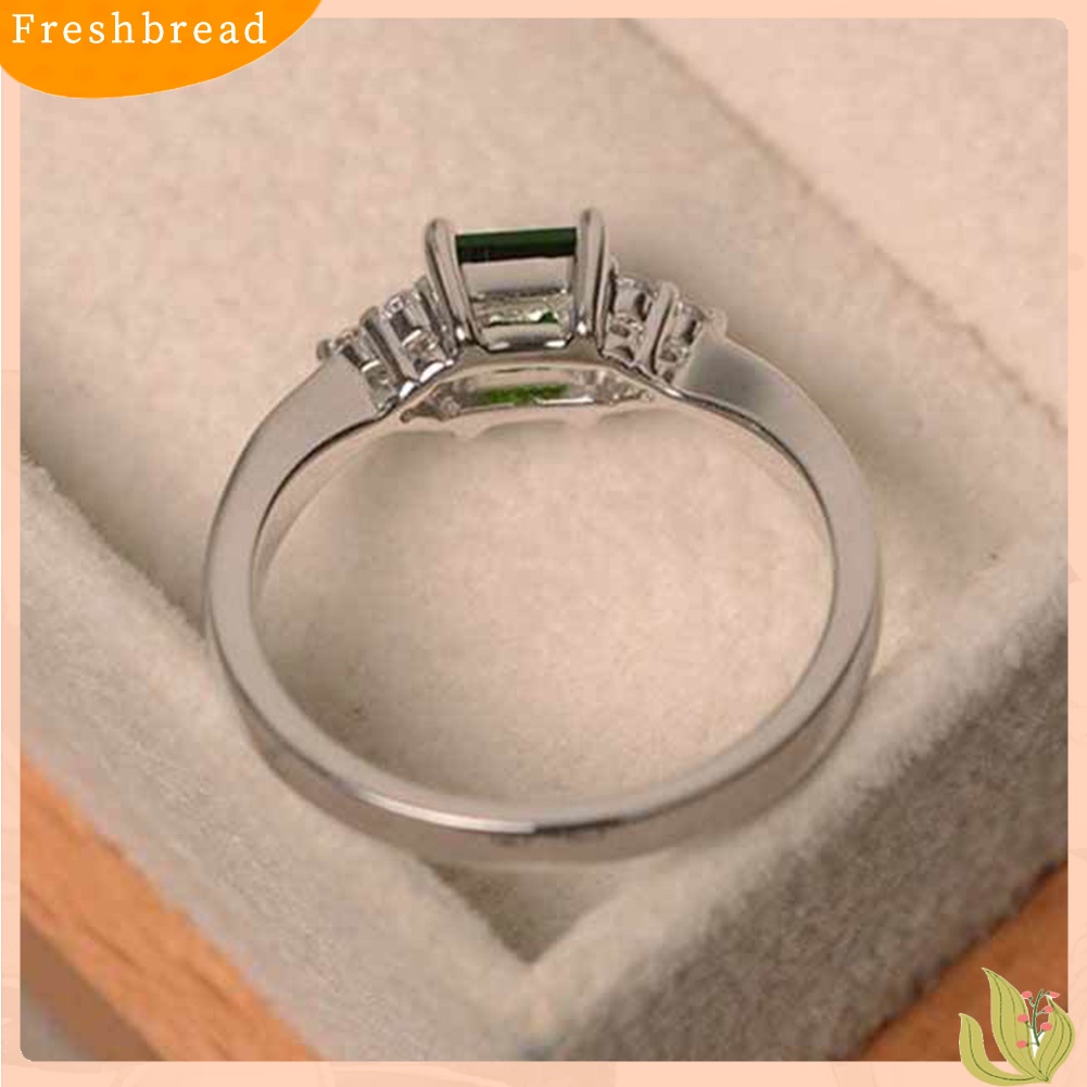 &lt; Freshbread &gt; Fashion Wanita Potongan Persegi Cubic Zirconia Hias Cincin Pertunangan Perhiasan Hadiah