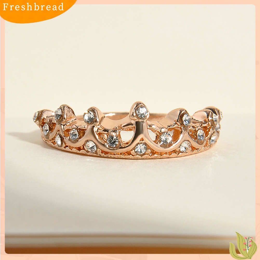 < Freshbread > Wanita Fashion Berlian Imitasi Bertatahkan Hollow Mahkota Jari Cincin Hadiah Perhiasan Pernikahan