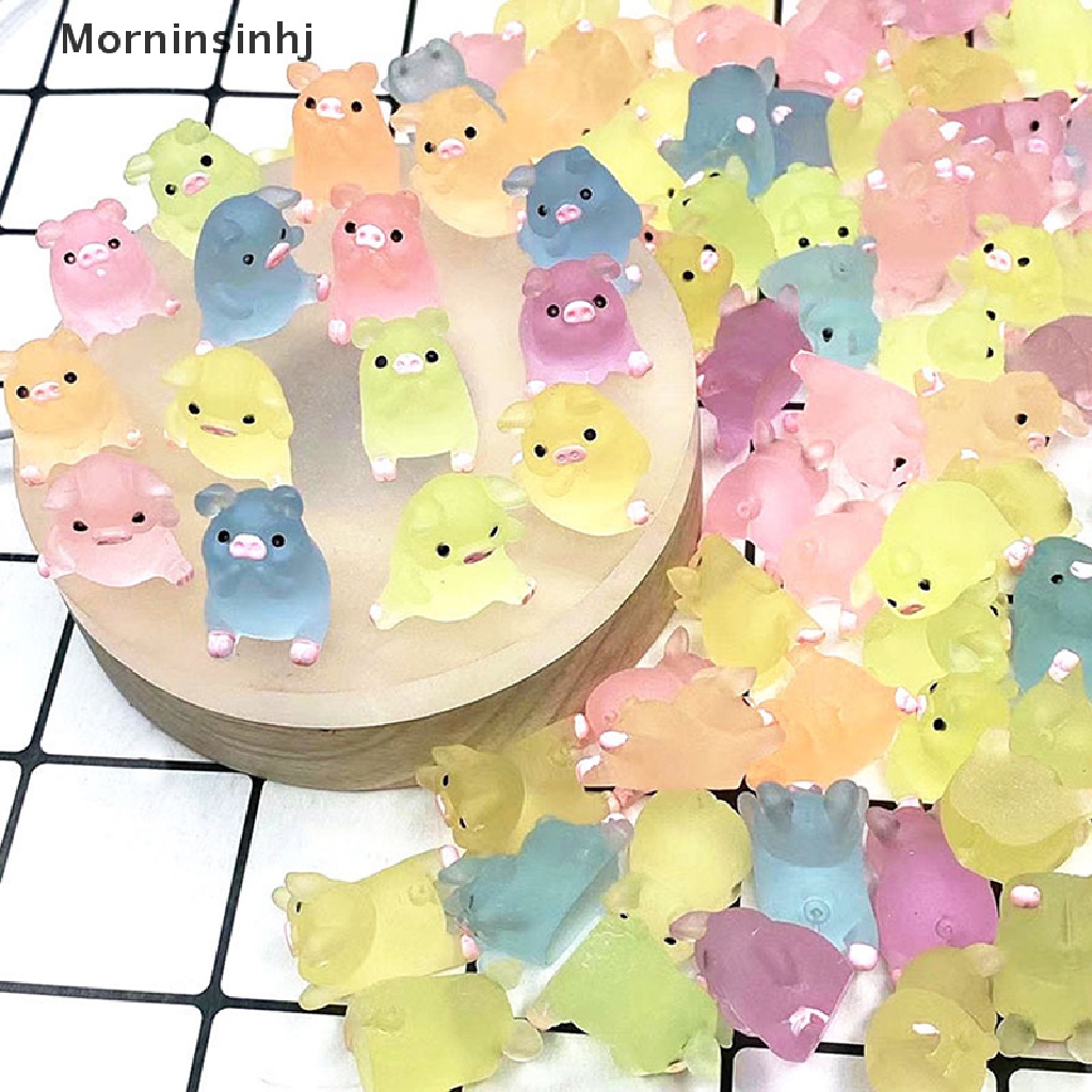 Mornin 1/5pcs Mini Resin Luminous Piggy Dekorasi Dashboard Mobil Home Decor DIY Ornamen Aksesoris id