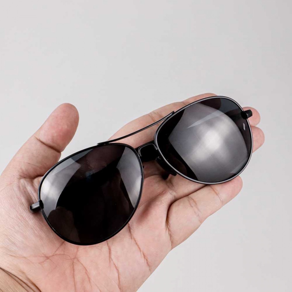 Kacamata Hitam Pria Polarized Sunglasses  3360