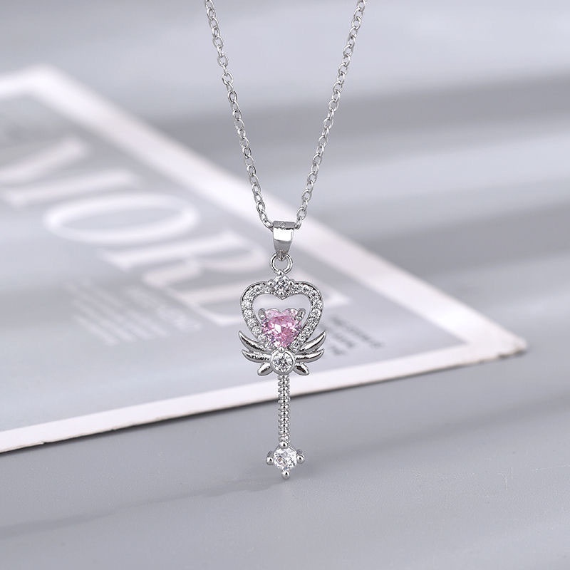 Kalung Geometris Hati Bahan Alloy Berlian Imitasi Fashion Untuk Wanita