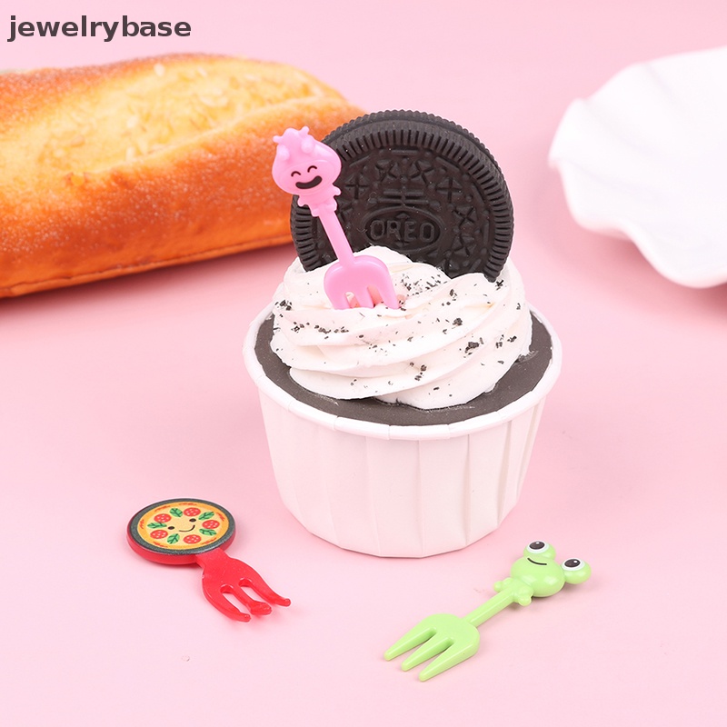 [jewelrybase]8 /10/26Pcs Mini Kartun Food Pick Anak Makanan Buah Garpu Bento Kotak Dekorasi Reusable Butik