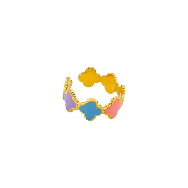 Mode Warna Tetes Minyak Enamel Kerajinan Semanggi Empat Daun Baja Titanium Pembukaan Cincin Emas Yang Dapat Disesuaikan