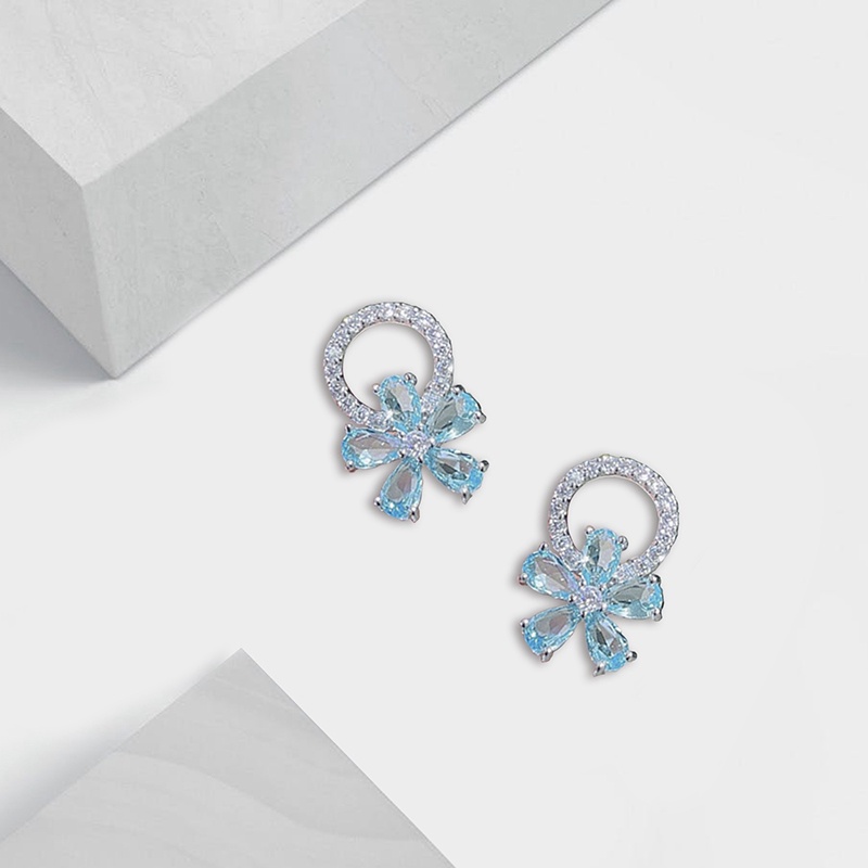 Anting Stud Bunga Cubic Zirconia Biru Muda Untuk Perempuan Warna Silver Temperamen Wanita Manis Earrings Statement Jewelry