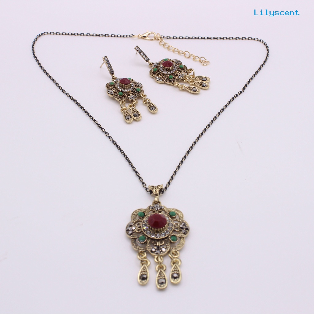 [LS]1 Set Wanita Kalung Gaya Etnik Berlian Imitasi Berongga Tetesan Air Jumbai Bohemian Retro Klavikula Kalung Stud Anting Kit Fashion Perhiasan