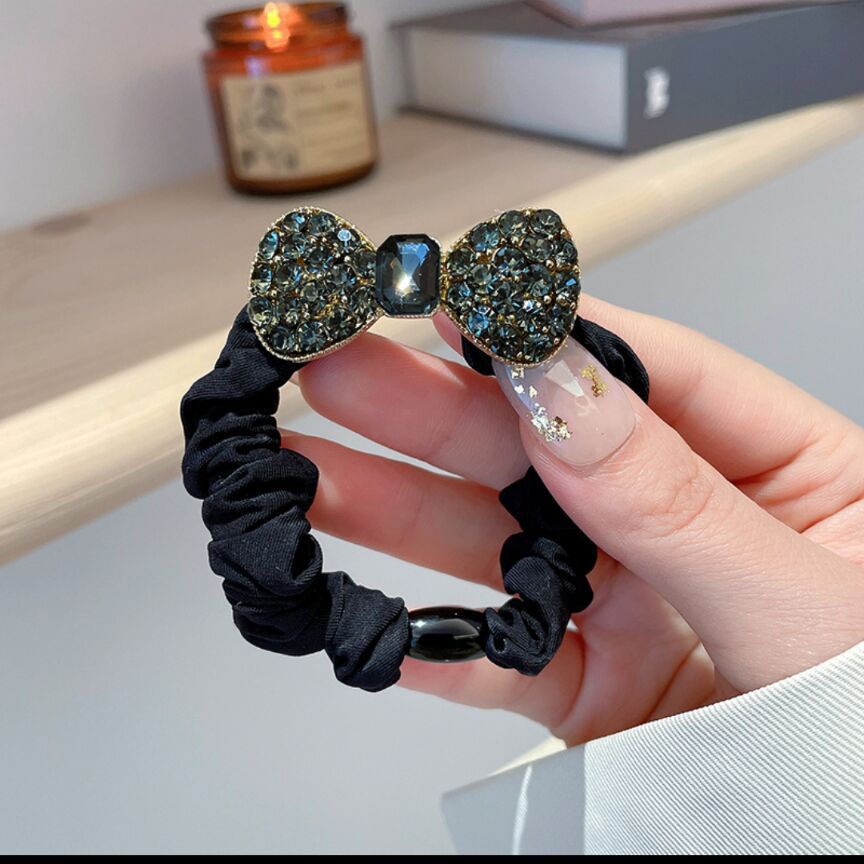 Hiasan kepala rambut wanita korea model pita berlian bling barang import dengan harga grosir bahan berkualitas import harga grosir bisa cod