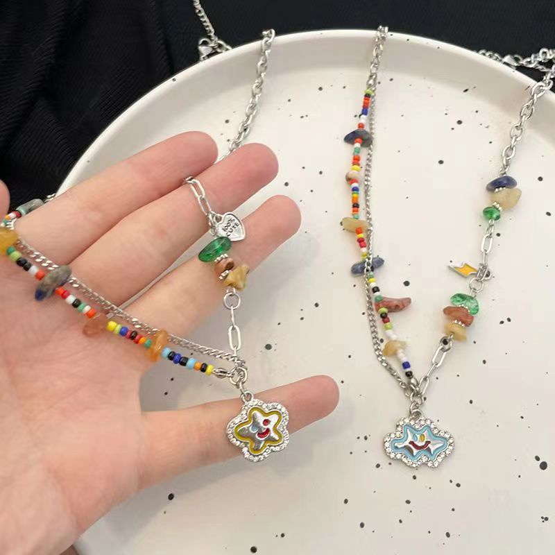 Unik All-Match Kalung Awan Senyum Batu Warna-Warni Perempuan Manis Keren Niche Desain High-End Rantai Klavikula Influ