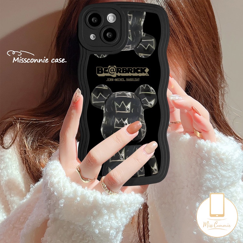 Untuk Oppo A16 A57 A17 A12 A1k A55 A16s A54S A5s A53 A77 A74 A76 A15 A9 A95 A5 A96 A3s A54 A7 A78 A77s A17K A16K Reno 8T 7Z 8Z 8 6 Cute Violent Bear Trendy O.F.F-White Wavy Casing Edge