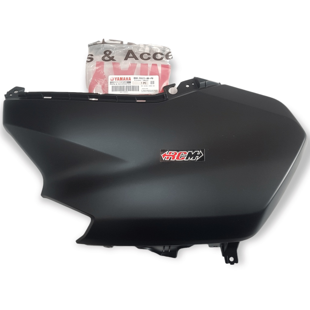 B6H-F8377-00- P0 P1 P3 P4 P5 P8 BODY BODI COWLING KANAN NEW NMAX N-MAX N MAX 2020 WARNA PUTIH MERAH 