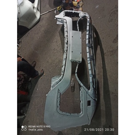 Bumper depan wuling almaz