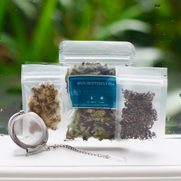 

Bunga Telang Biru + Lavender + Baby Chrysanthemum + Tea Ball Strainer