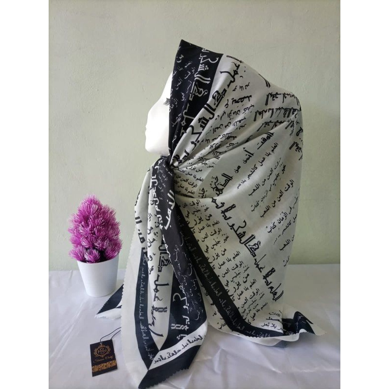 Kerudung Santri Arab Cantik Kalam Hikmah Motif Koran Tulisan Kata Mutiara Jilbab Ngaji Pegon Tulisan