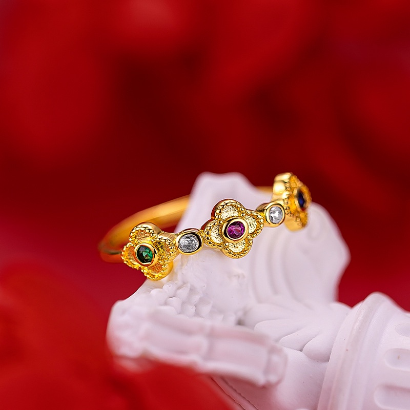 Goldkingdom Fashion Perhiasan 24 K Bangkok Aksesoris Spot Imigrasi Perempuan Gaya Kantor Empat Daun Semanggi Berwarna Berlian Cincin Wanita Berlapis Emas Cincin