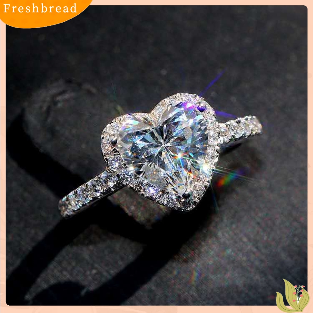 &lt; Freshbread &gt; Cincin Wanita Bentuk Hati Fashion Engagement Band Berlian Imitasi Hias Jari Perhiasan Aksesori Untuk Pernikahan