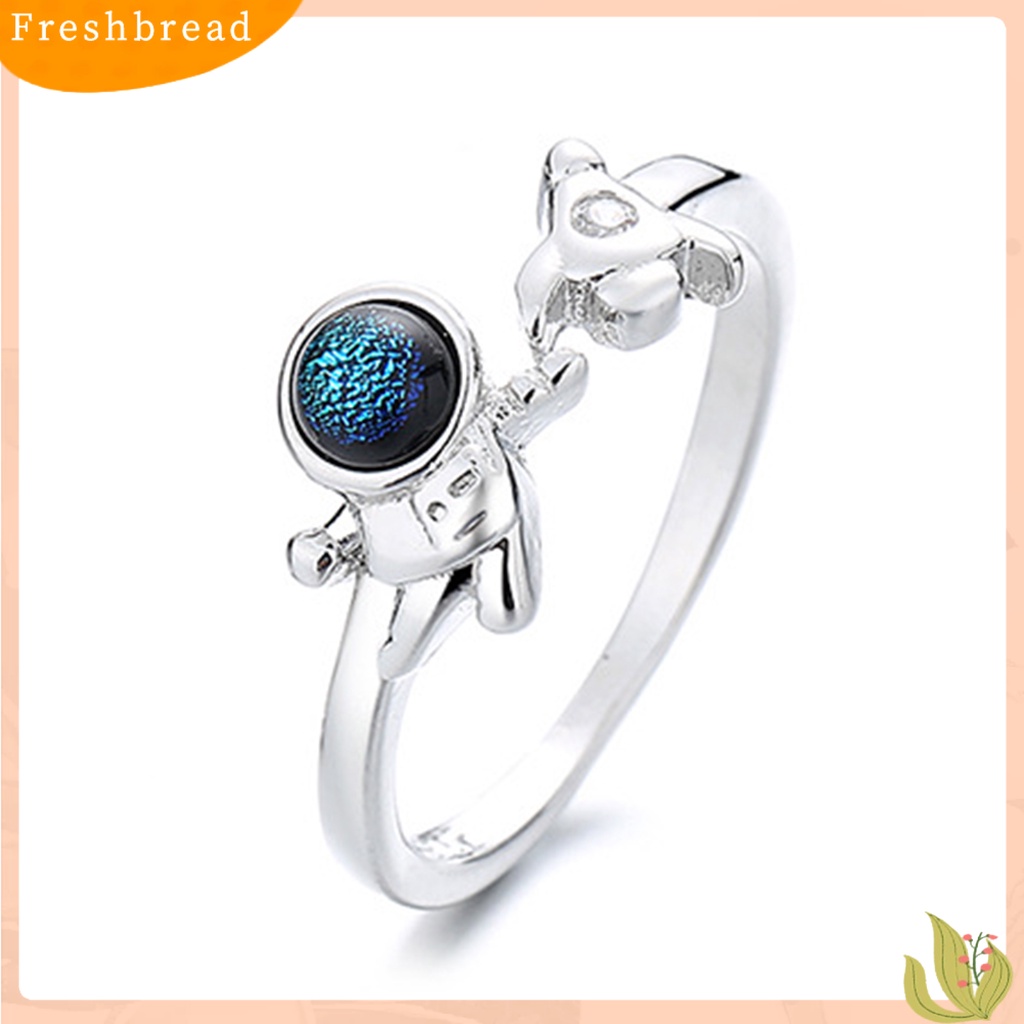 &lt; Freshbread &gt; Cincin Couple Adjustable All-match Hadiah Valentine Ujung Terbuka Fashion Astronot Kekasih Cincin Perhiasan Aksesori