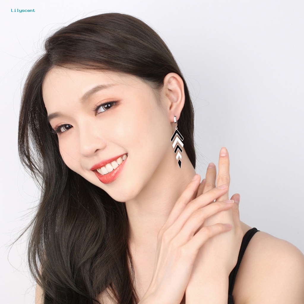 Lilyscent 1pasang Anting Liontin Rumbai Panjang Aksesori Perhiasan Fashion Temperamen Anting Tetesan Air All-match