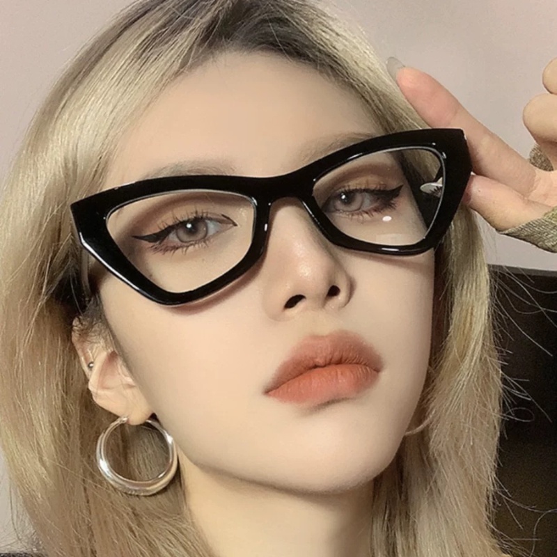 (YUZHU) Western Retro Fashion Cat Eye Metal Hinges Sunglasses INS Style Kacamata Anti Radiasi Untuk Wanita