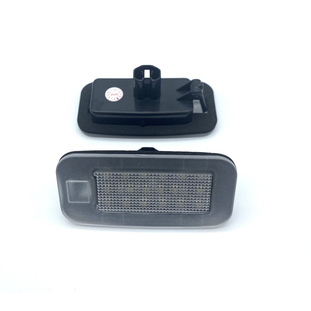 2pcs Lampu Plat Nomor Putih Lampu Plat Lisensi LED Untuk Lexus GS350 GS350h GS450h LS460 LS460L LS600h