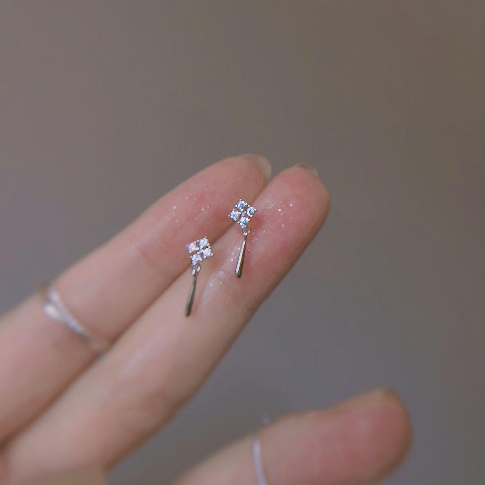 Mxbeauty Anting Tetesan Air Hadiah Shiny Elegan Bulat Indah Persegi Gaya Korea Earrings