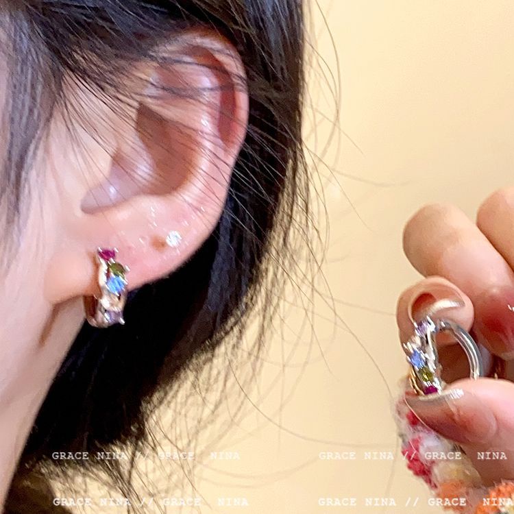 Berwarna vermiculite earrings Anting Kecil Dan Indah2023Baru Anting Cincin gas Luar Negeri Perempuan Tinggi -Tingkat sense