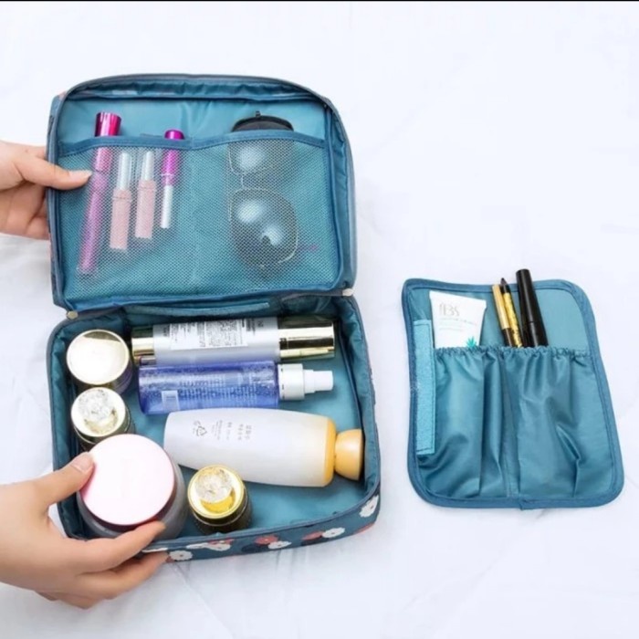 Q5 -Tas Kosmetik Anti Air Korea Monopoly Bag Makeup Travel Toiletries