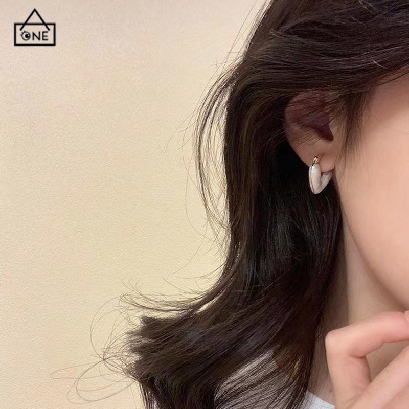 COD❤️2023 Anting Tusuk Motif Hati Simple Untuk Wanita-A.one