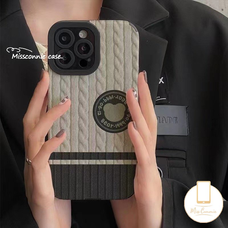 Casing Ponsel Beruang Kartun Lucu Kompatibel Untuk iPhone 7Plus 11 13 14 12 Pro MAX X XR 7 8 Plus XS MAX Fashion Rajut Pola Garis Tekstur Kulit Mewah Silikon Soft Cover